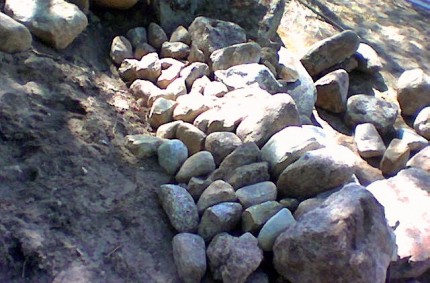 Lyhyt kivimuuri rakentaminen 05